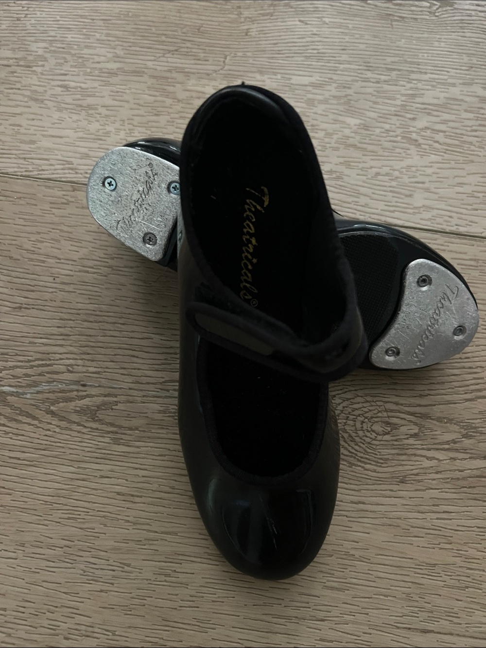 Theatricals Black Kids Tap Shoes with Secure Strap